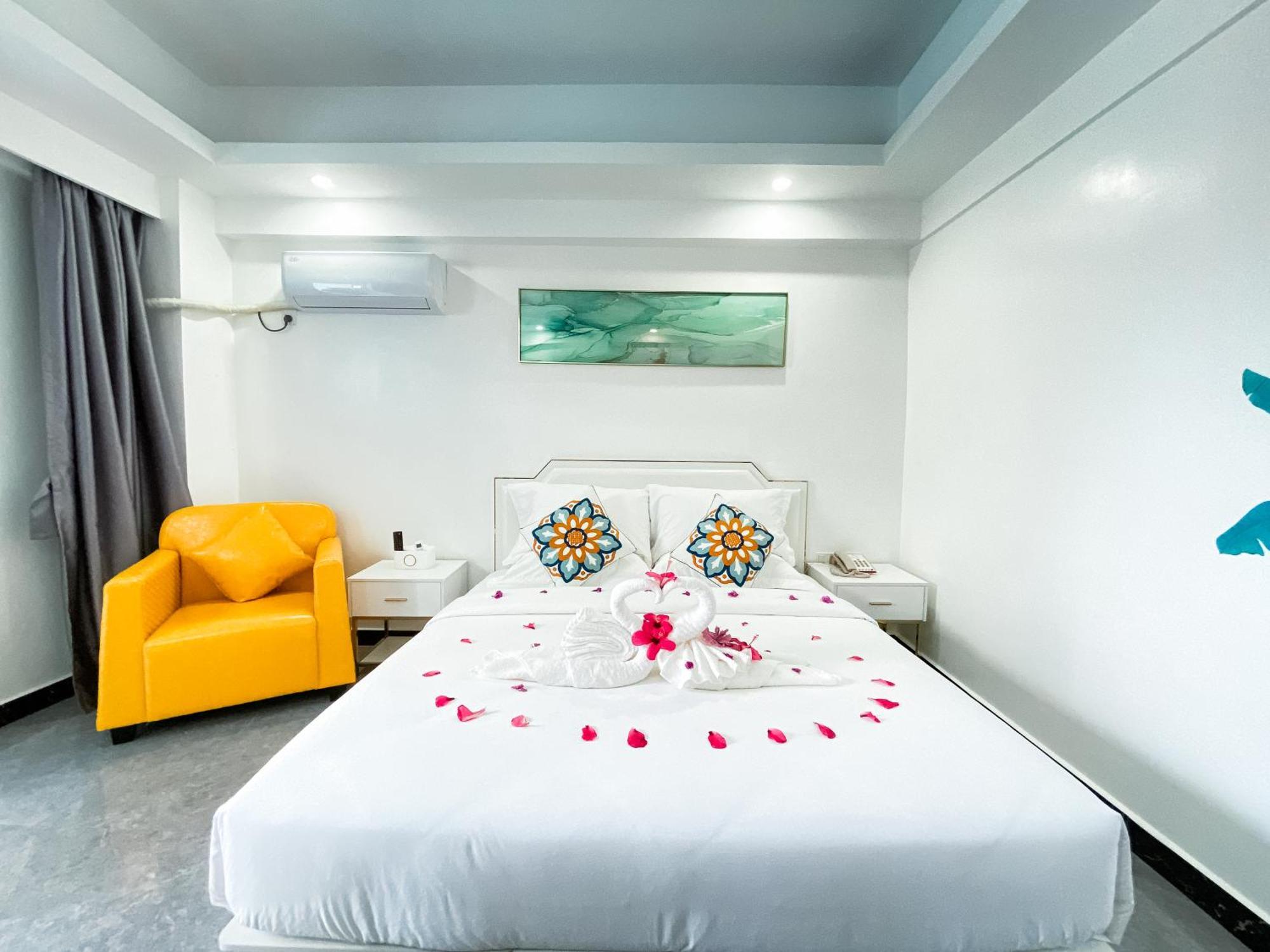 Bohol Dolphin Bay Resort Panglao Exterior photo